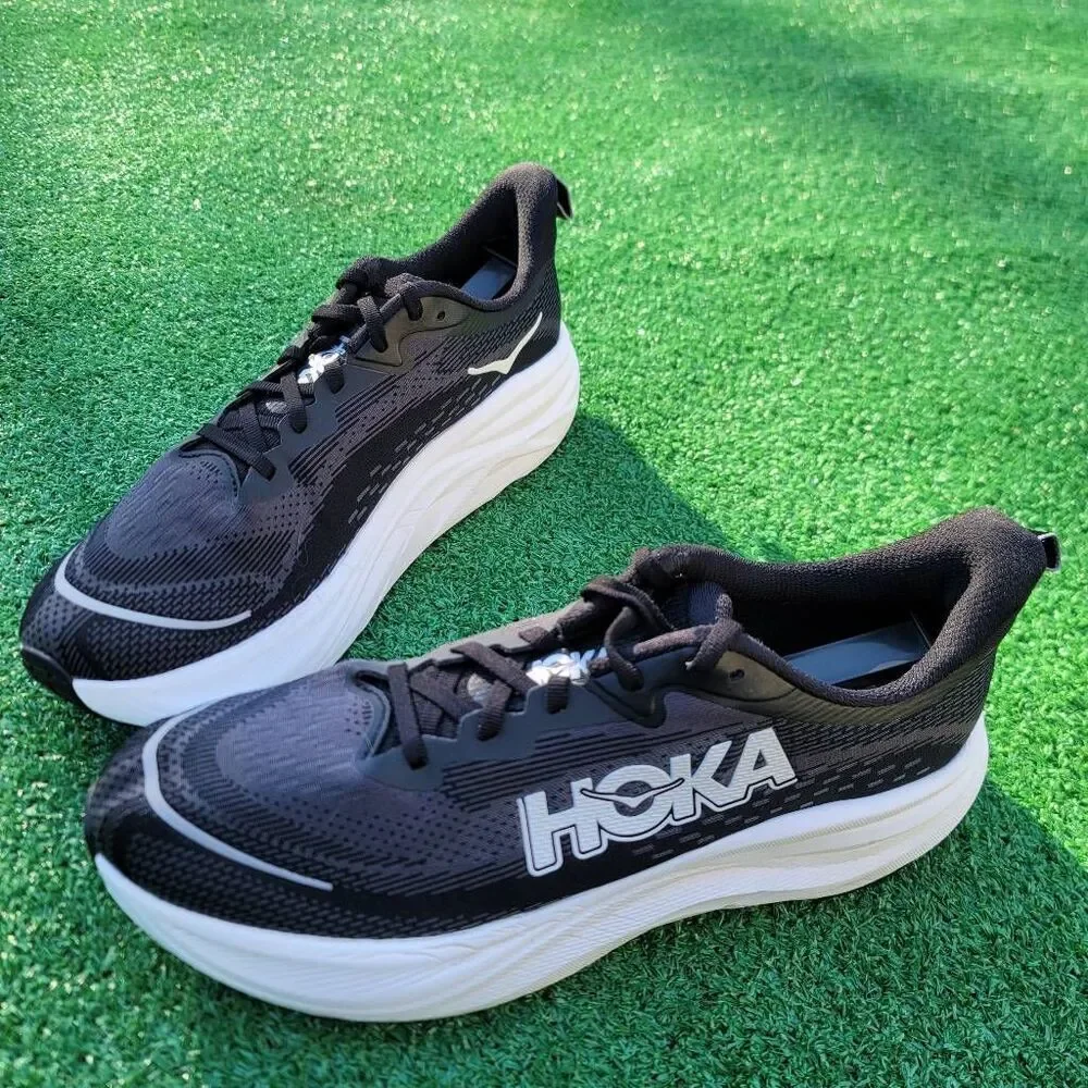 Hoka one one Skyflow - Men's Runnig shoes - Size 10D